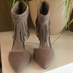 Steven Madden Point Sued Heal with fringes